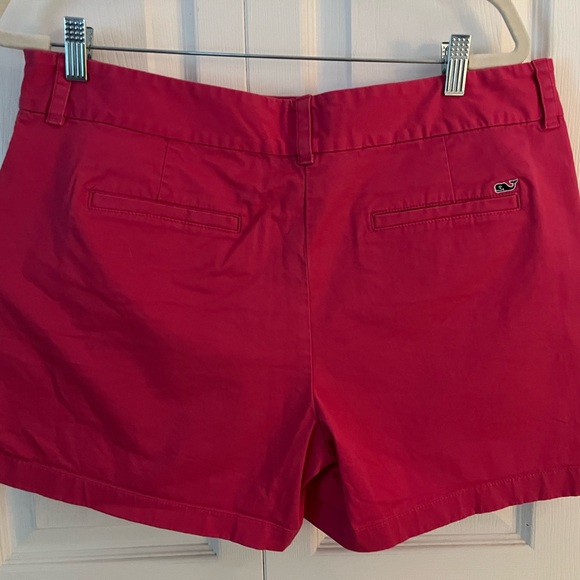 NWOT Vineyard Vines 5” Short
Size 14 - Picture 5 of 5